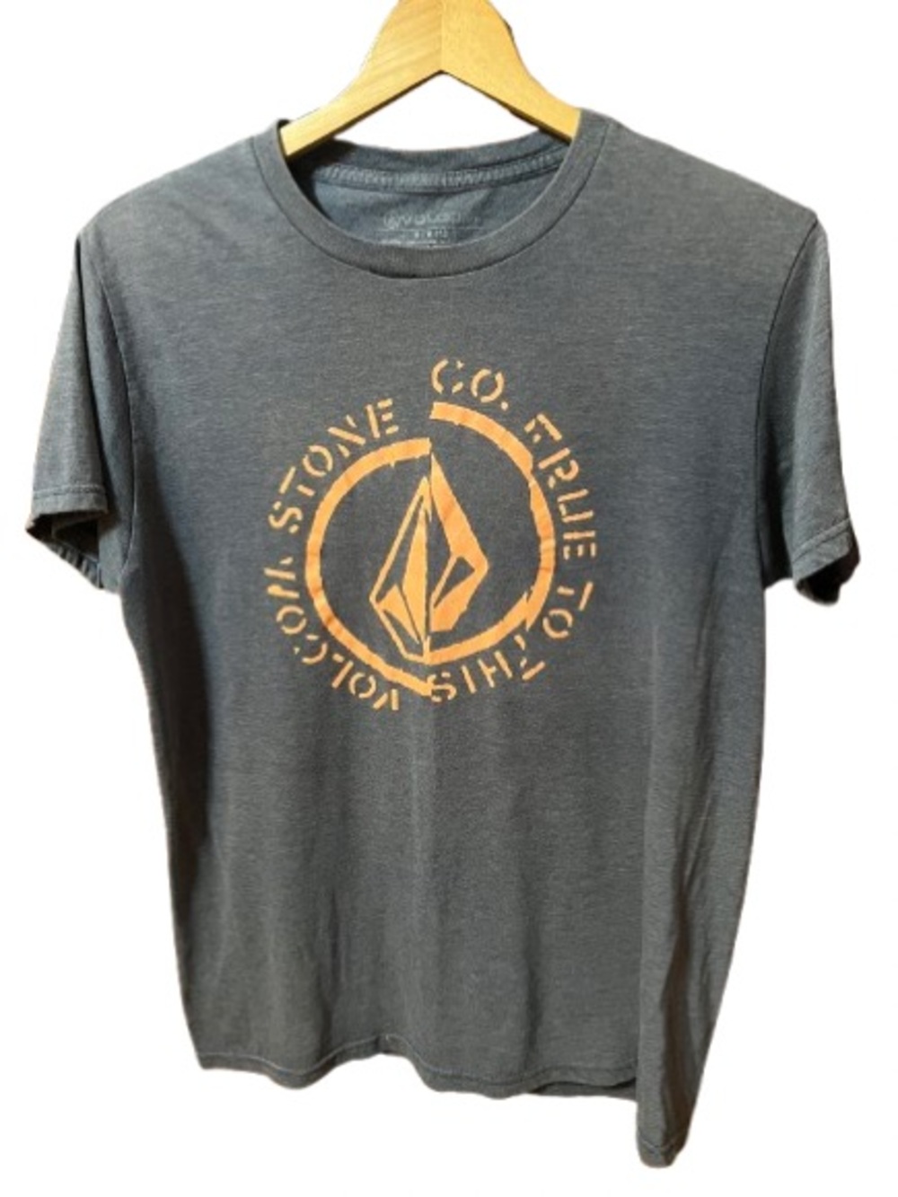 Volcom Charcoal Short Sleeve Tee Shirt with Orange Logo Circle Size Medium